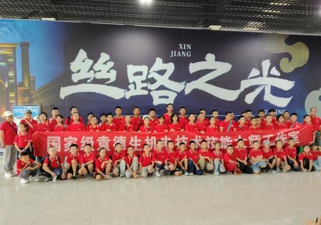 支队伍参赛, 硬是在长途, 被清华大学 支队伍参赛, 硬是在长途, 被清华大学